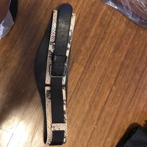 Leather / snake skin belt
